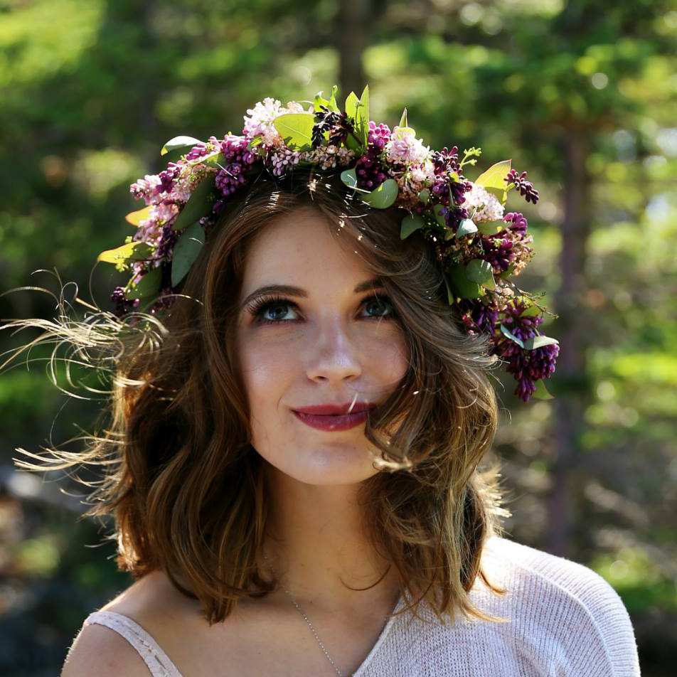 Full-sized lilac crown | designed by Natasha Price of Paper Peony and photo by Cleo Jane Photography