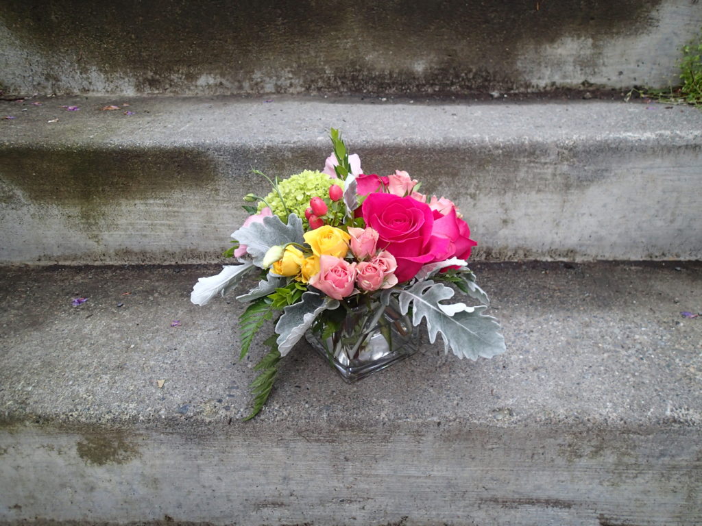 Wedding flowers by Anchorage florist Natasha Price of Paper Peony Alaska