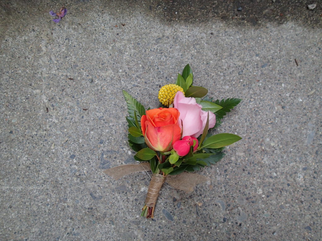 Wedding flowers by Anchorage florist Natasha Price of Paper Peony Alaska