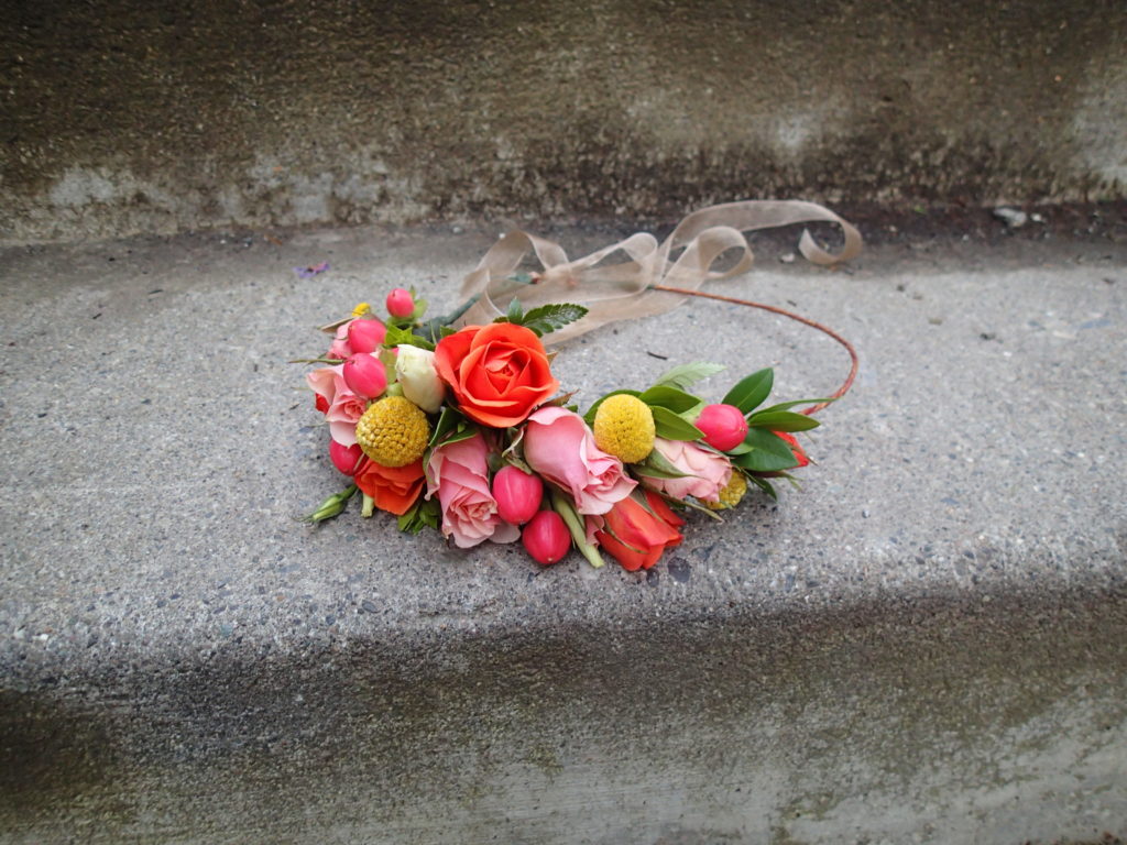 Wedding flowers by Anchorage florist Natasha Price of Paper Peony Alaska