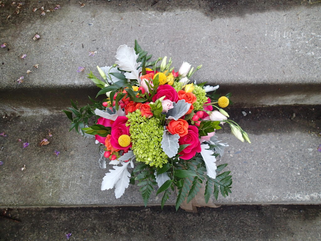 Wedding flowers by Anchorage florist Natasha Price of Paper Peony Alaska